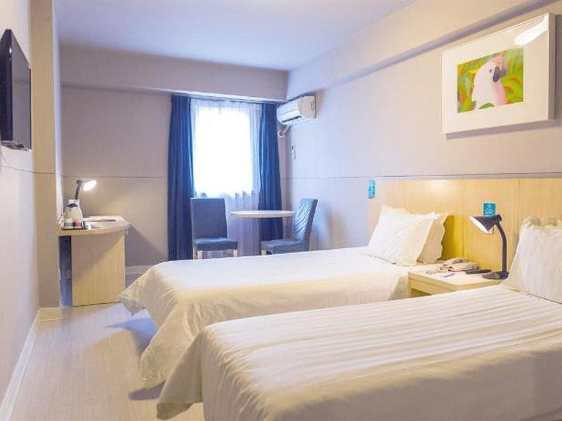 فندق جينجيانج إن سيليك تيانشوي رايلواي ستيشن جيندو تاور Tianshui المظهر الخارجي الصورة